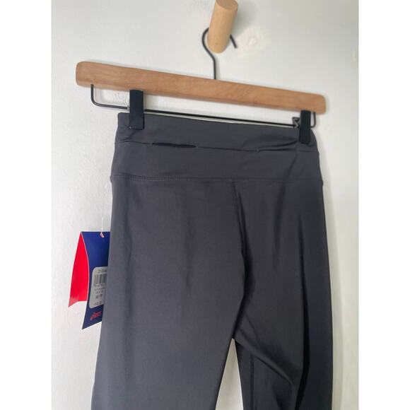 Asics Black Capri Leggings Size XS Running Activewear Athleisure - Picture 7 of 9